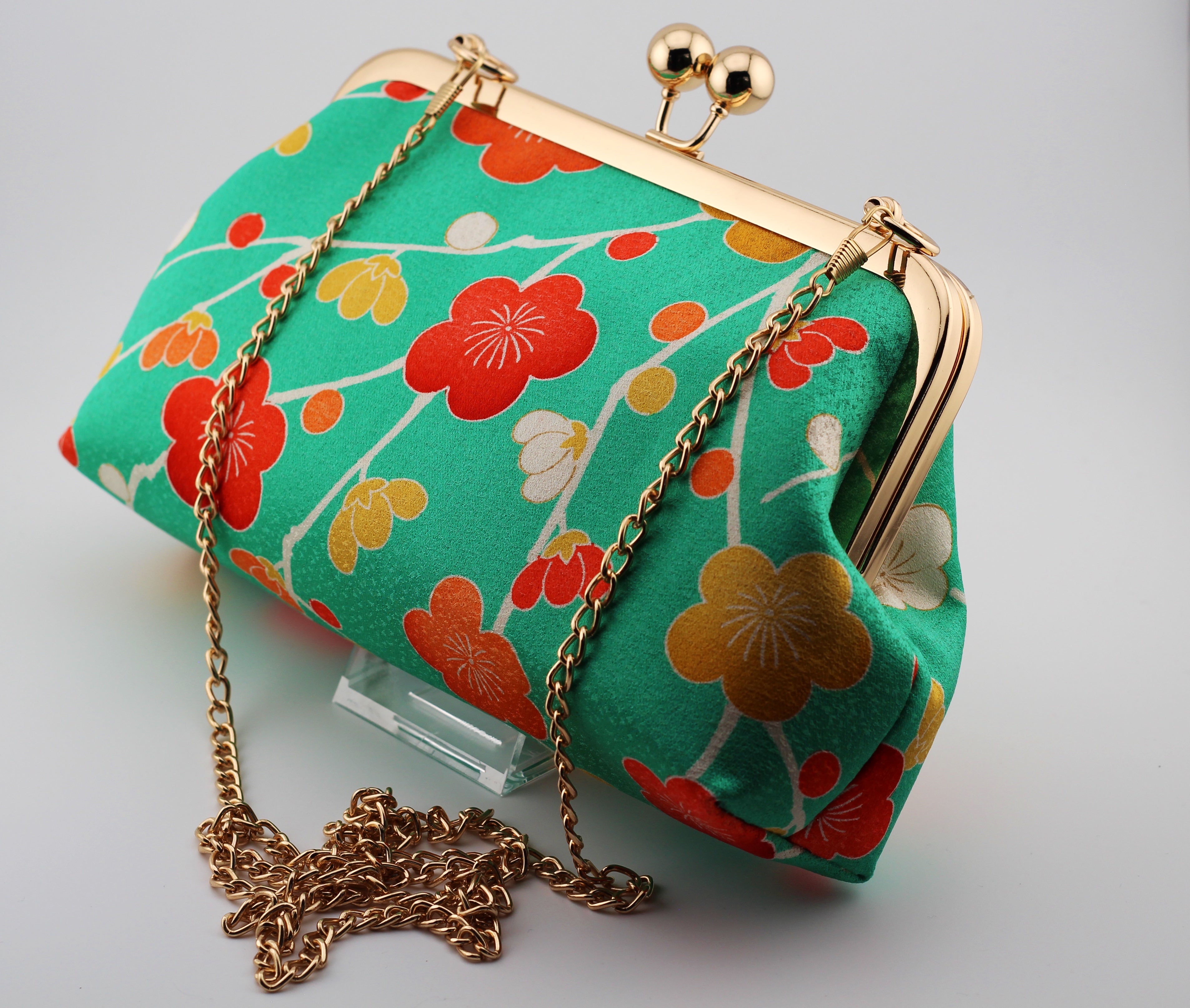 Vintage kimono clutch - green ume